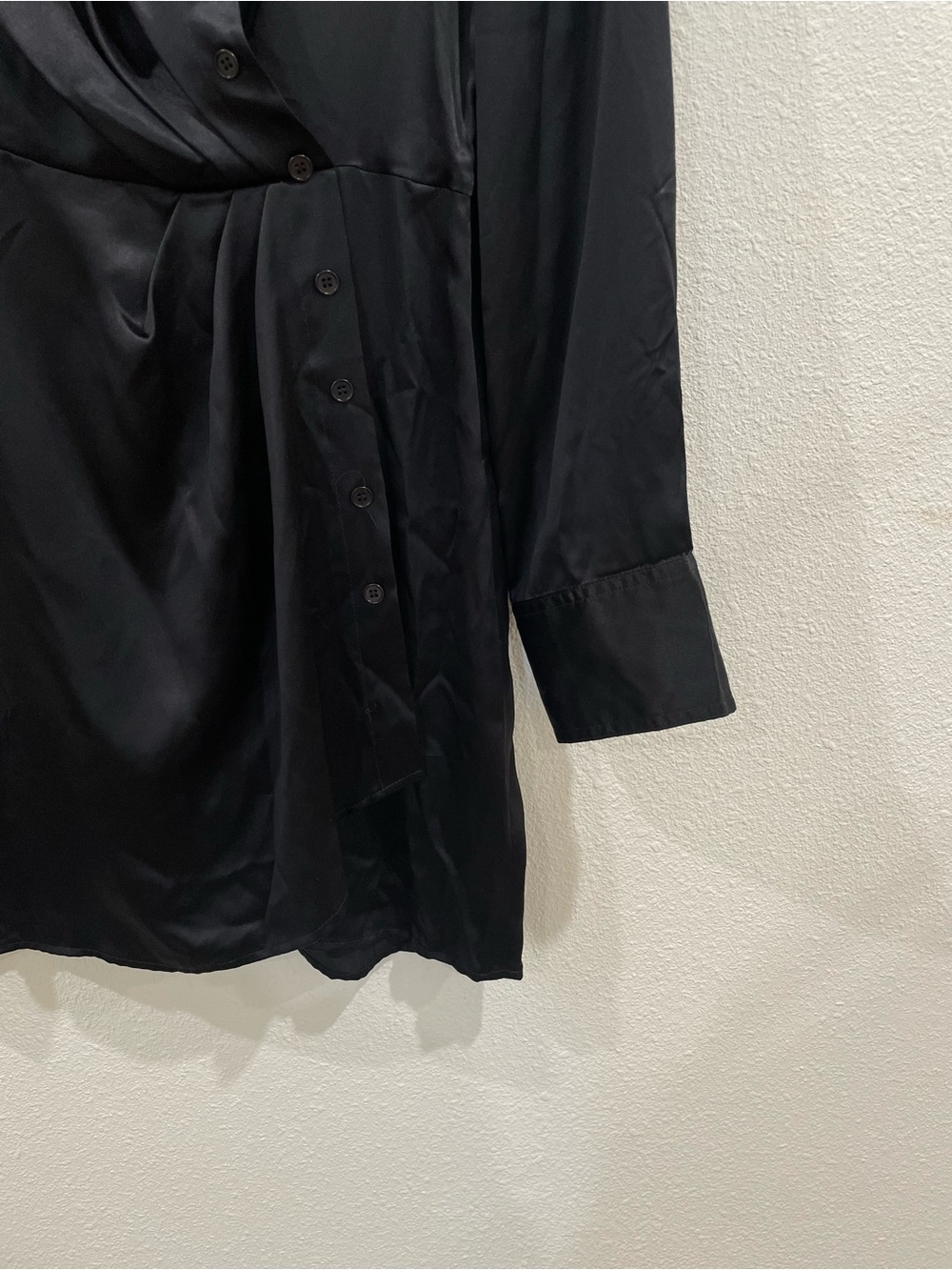 Reformation 100% Silk Black Button Faux Wrap Midi Dress Size 2 Long Sleeve Party - Picture 6 of 12